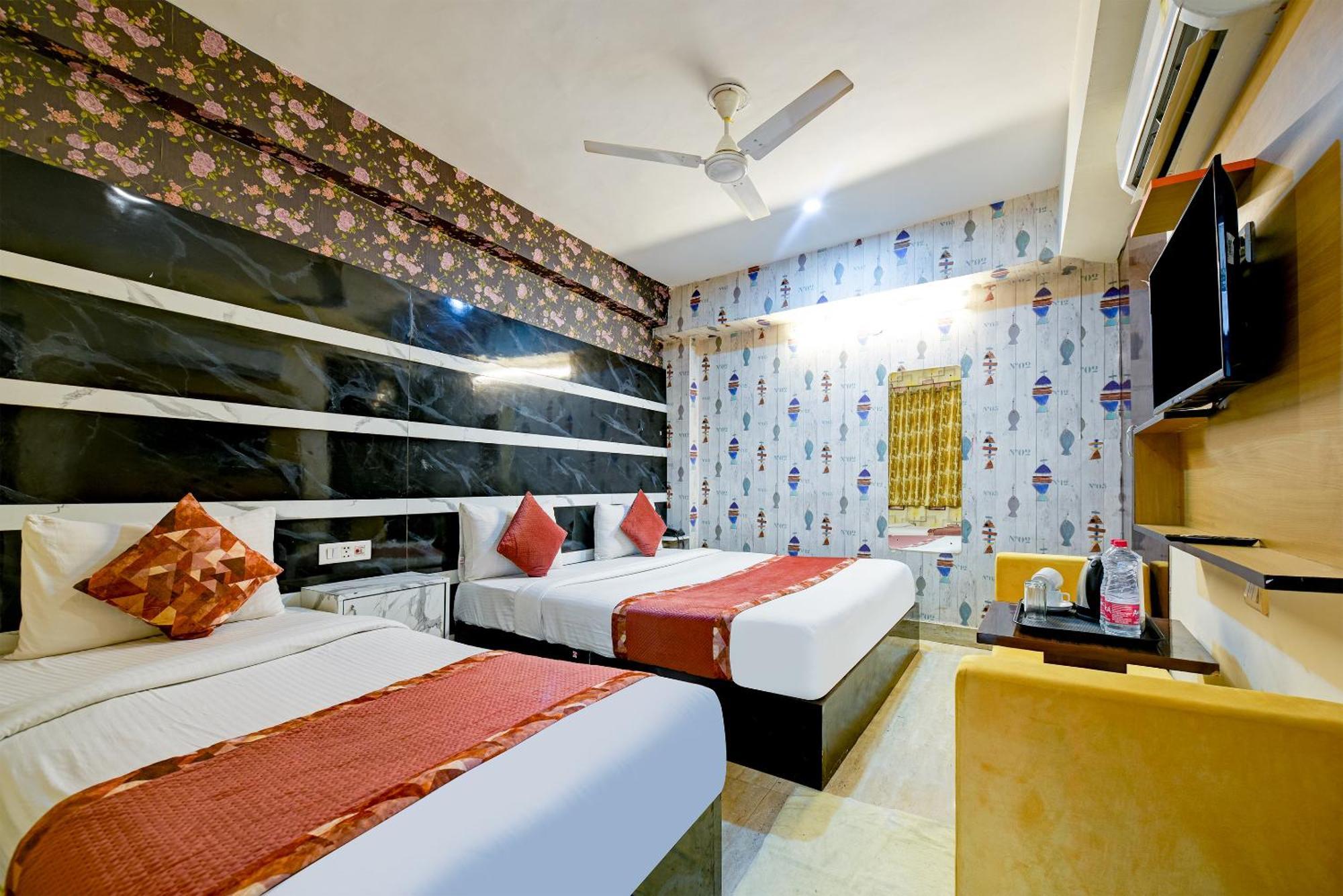 Hotel Edission View At Mahipalpur New Delhi